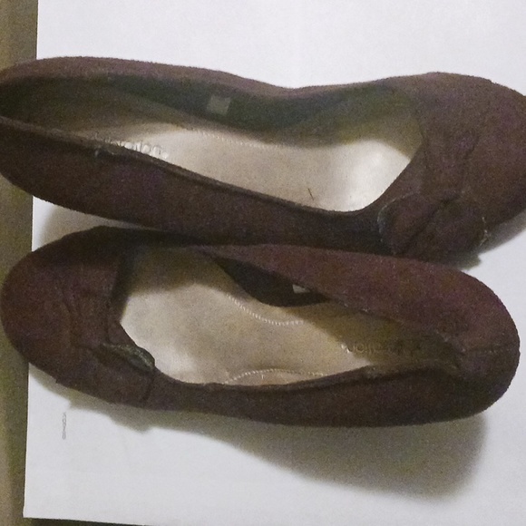 Xhilsaration Size 8 Brown Suede  w 3" platform heels - Picture 1 of 5